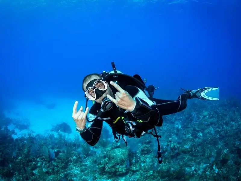 Discover Scuba Dive Trincomalee - PADI diving sri lanka