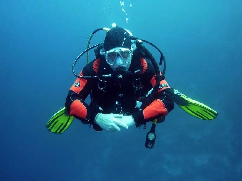 PADI open water course Trincomalee study how learn to dive trincomalee